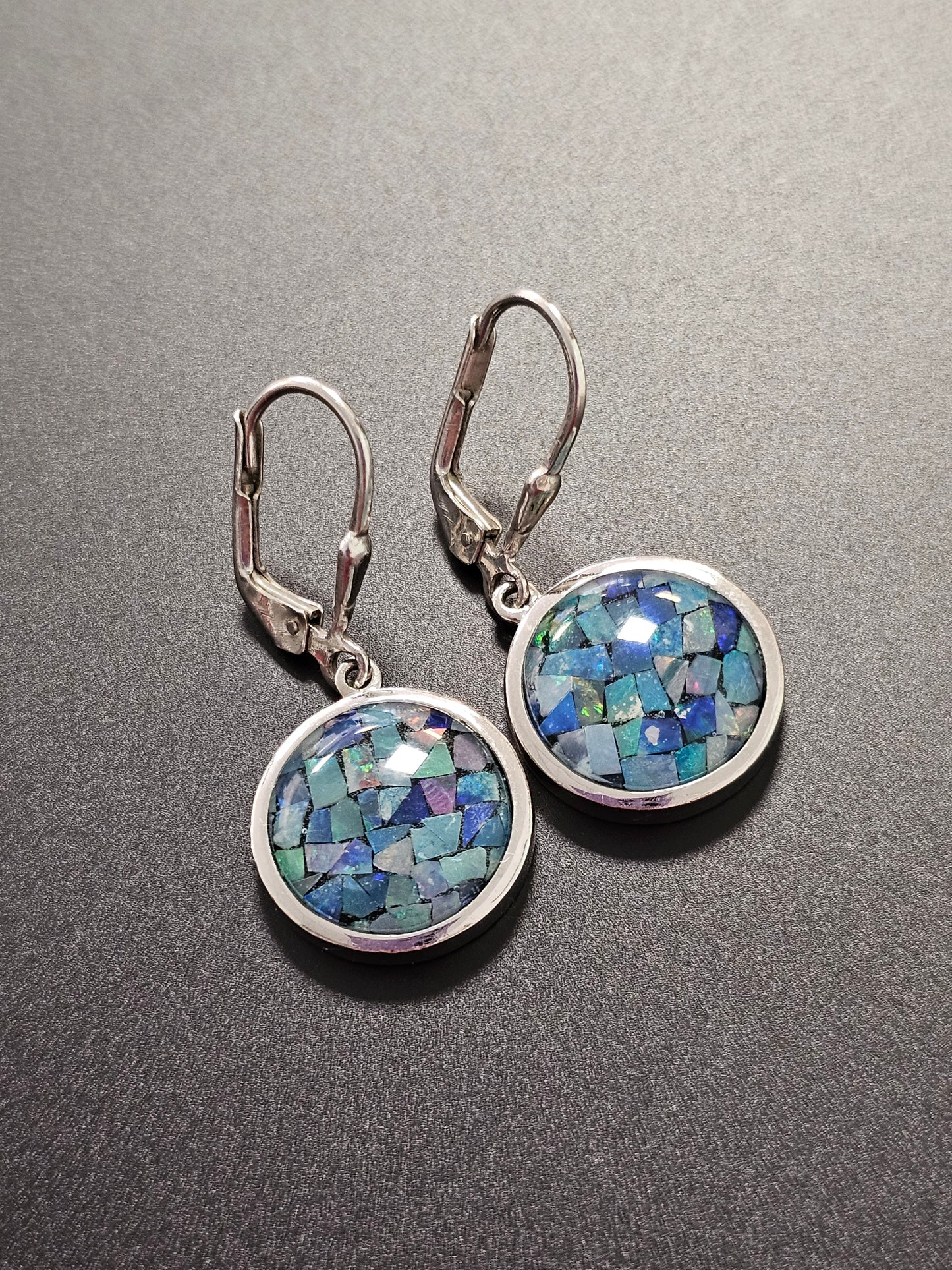 Schöne Abalone Mosaik Ohrringe rund aus 925er Silber rhodiniert