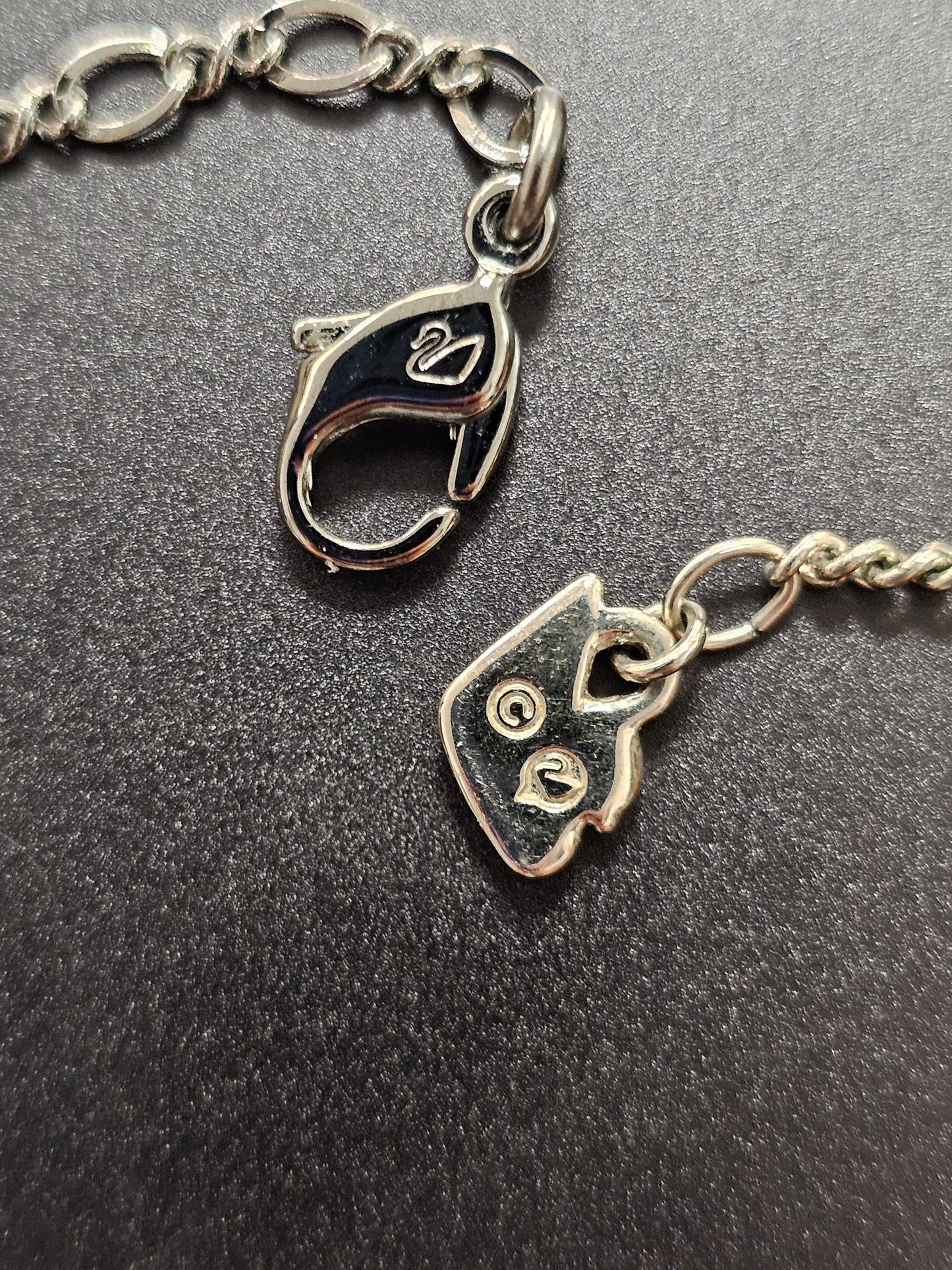 Swarovski Kette mit grünen und glasklaren Swarovski Kristallen bestückt
