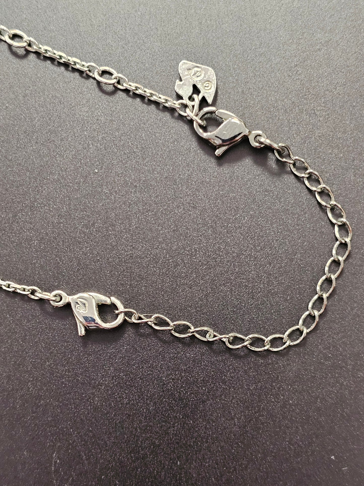 Swarovski Kette mit grünen und glasklaren Swarovski Kristallen bestückt