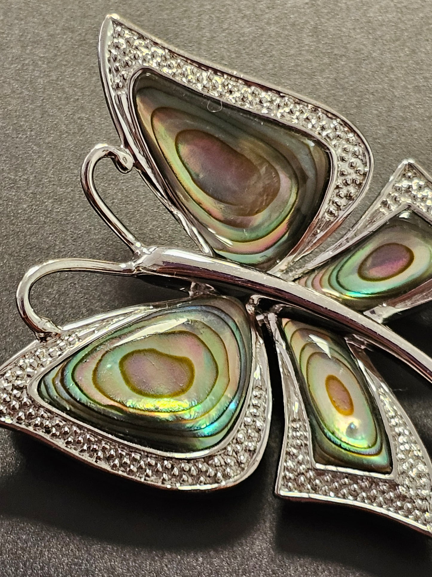 Schöne Schmetterling Anstecknadel 925er Silber mit Perlmutt verzierten Flügel
