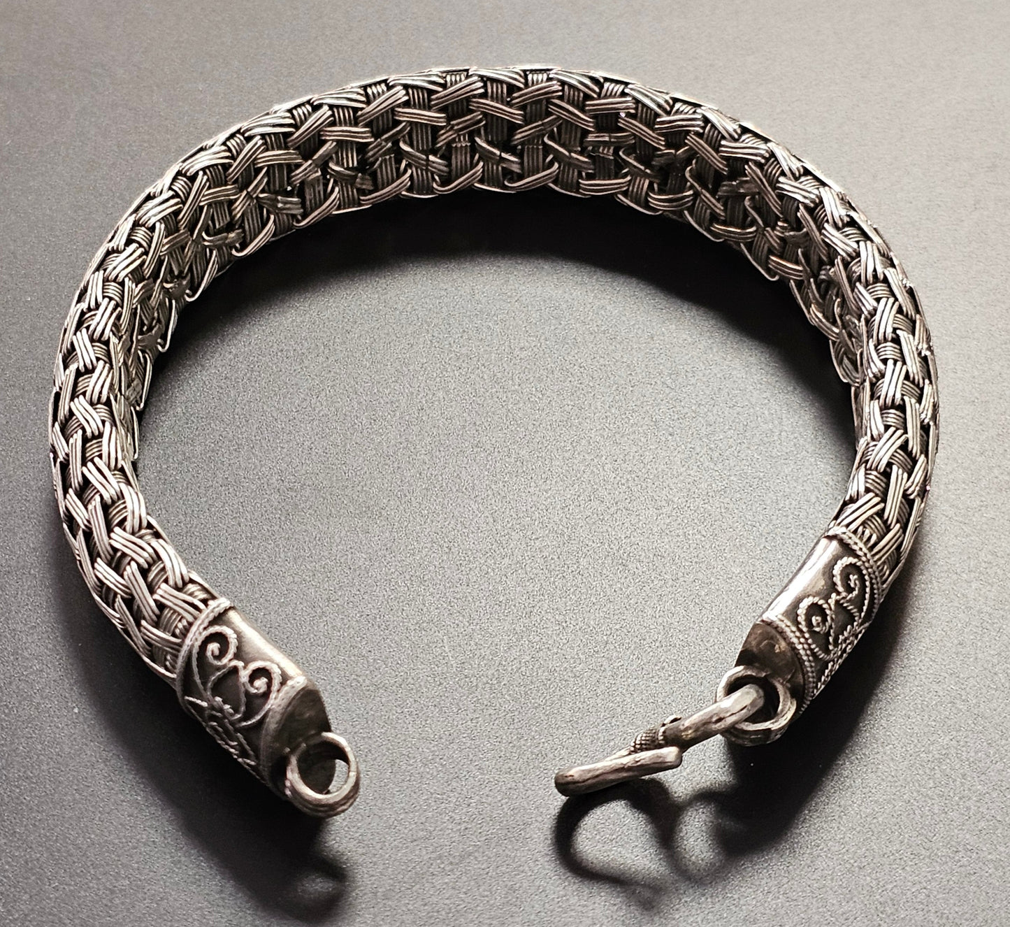 Schön gearbeitetes Korbflecht Kettenarmband aus 925er Silber
