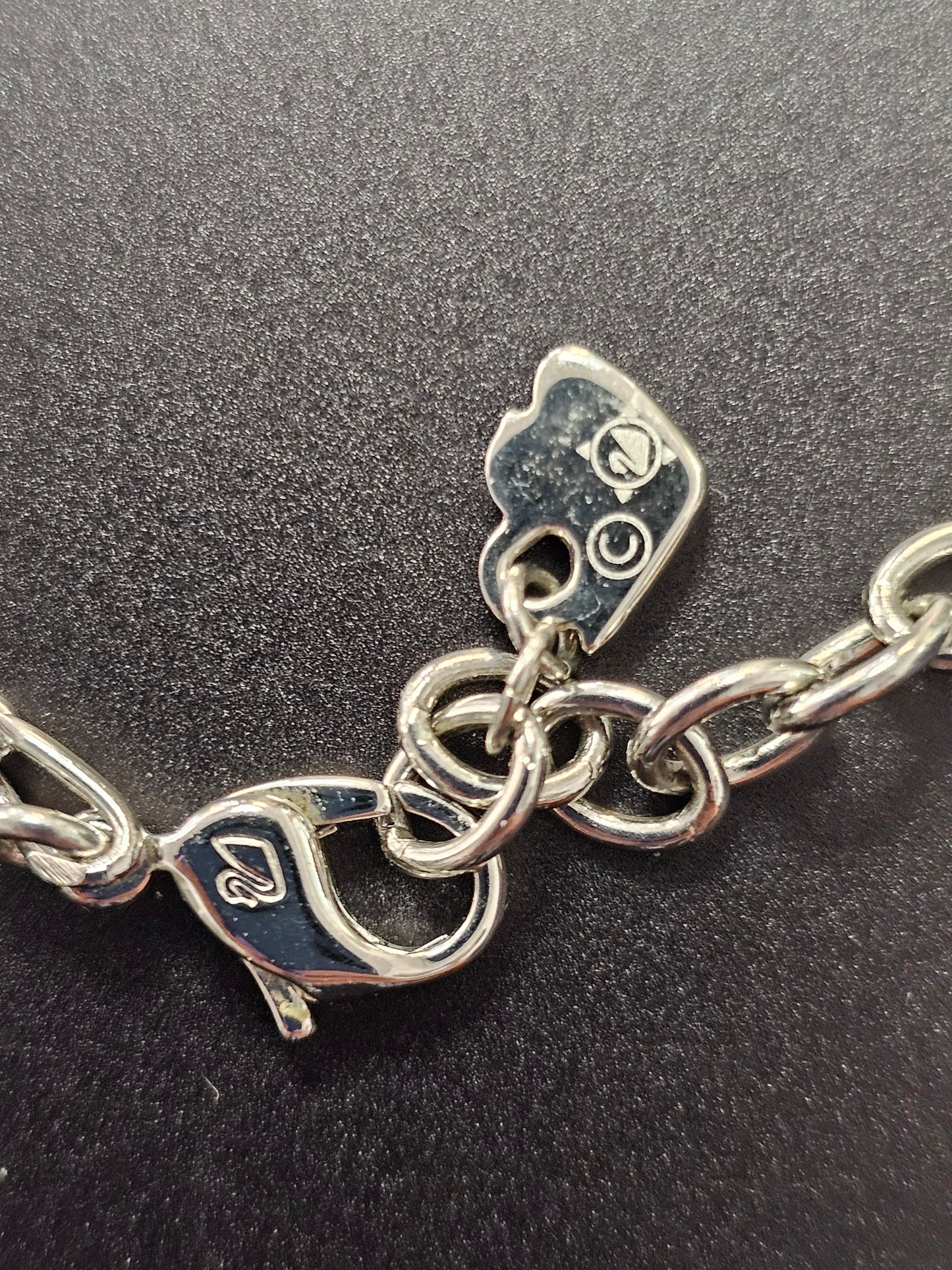 Swarovski Kette mit lila und glasklaren Swarovski Kristallen bestückt