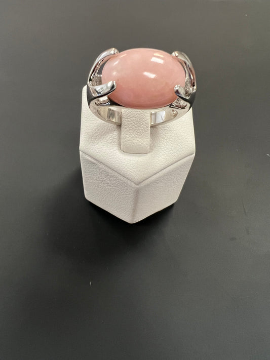 Sehr schöner Ring aus 925er Silber mit ovalem rosa Stein eingefasst